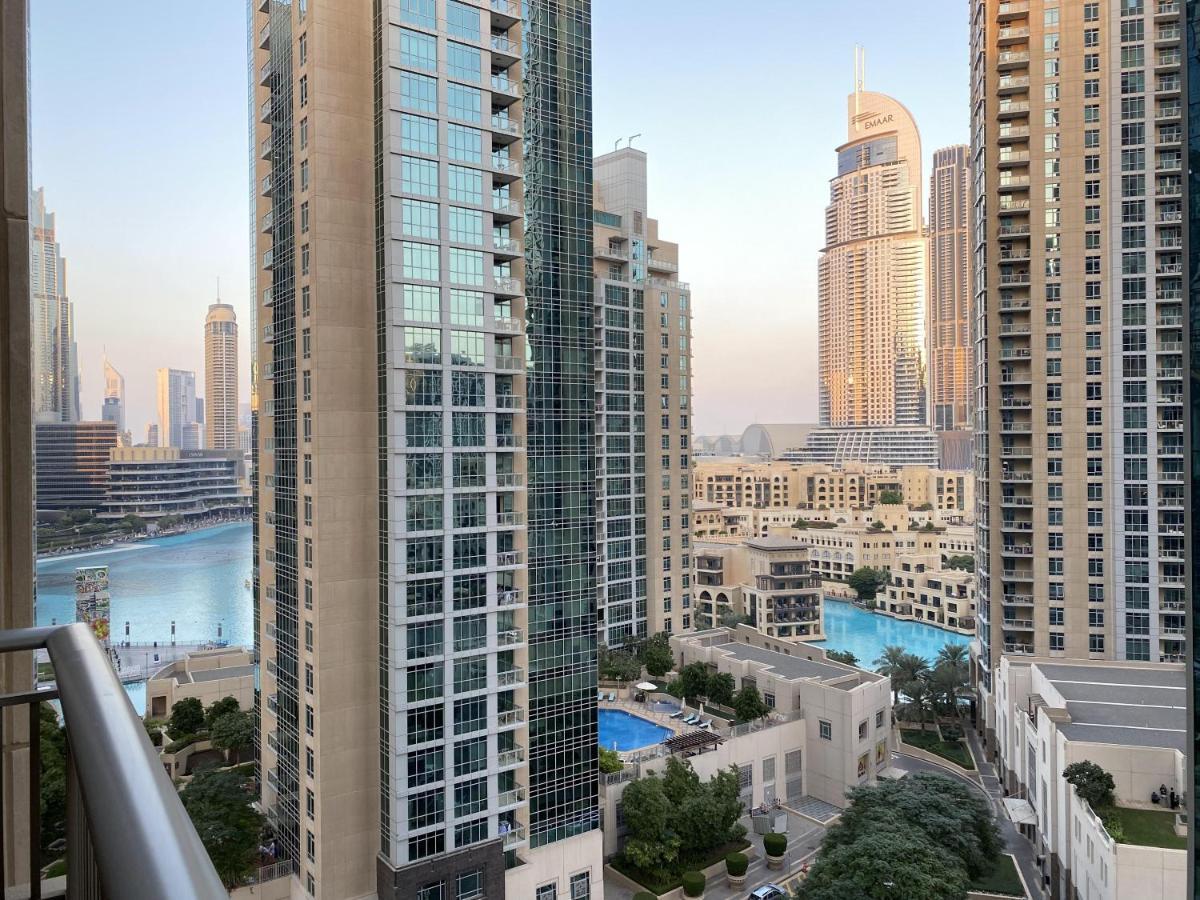 Lux Bnb Studio Downtown Fountain View Dubai Exteriör bild